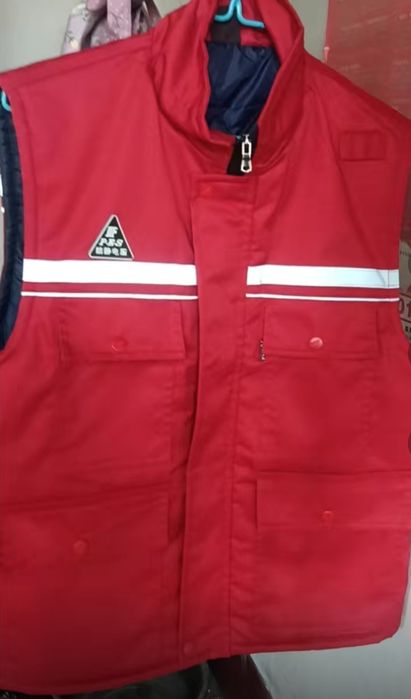 Безрукавка мужской