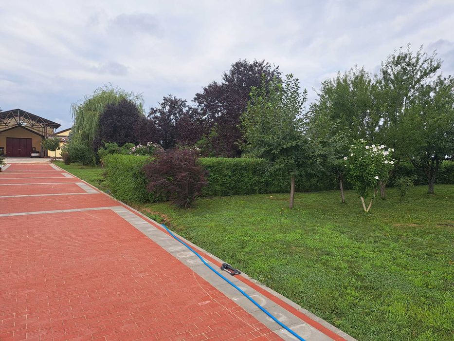 De vânzare hală 4.000 mp cu 18.500 mp teren