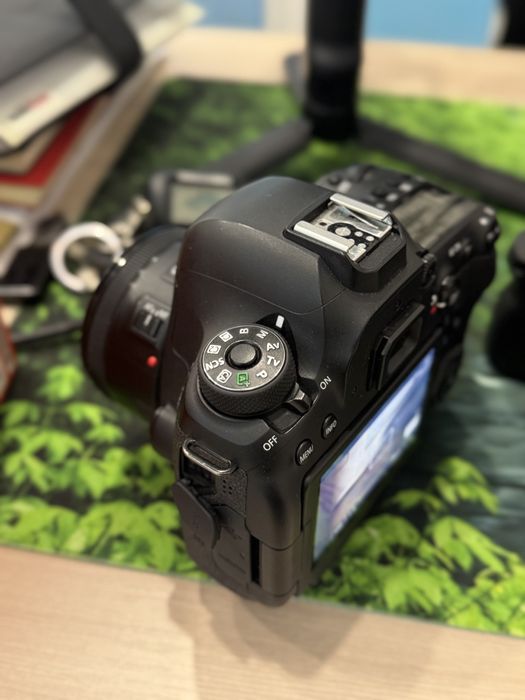 Камера Canon 6D Mark 2