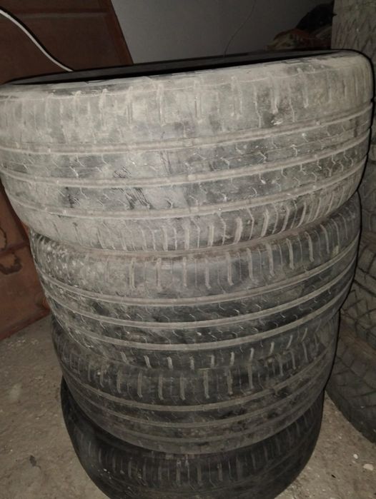 Продам шины летние.R15.