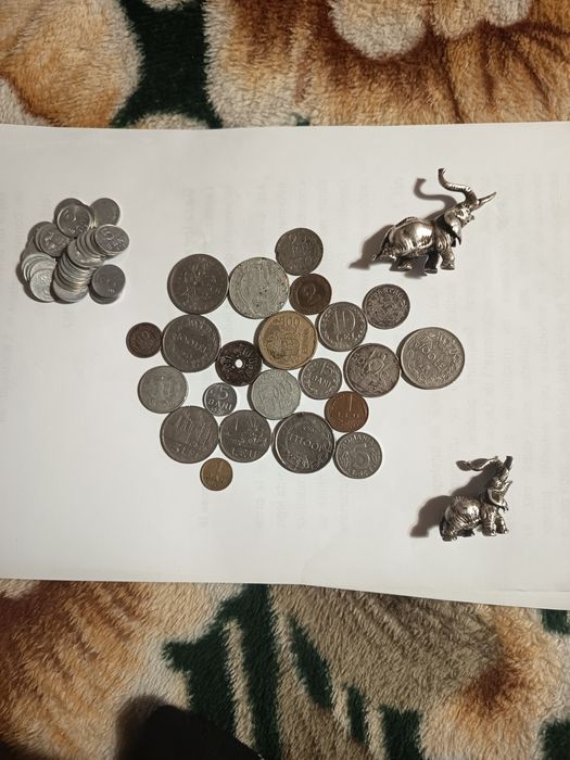 Monede vechi de colecți