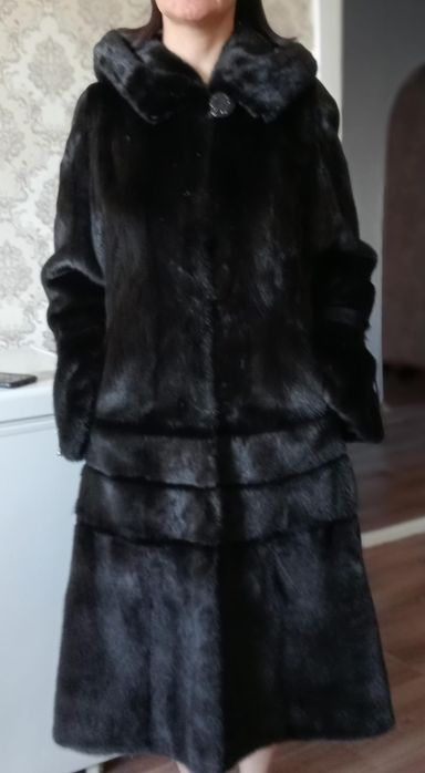 Продам норковую шубу