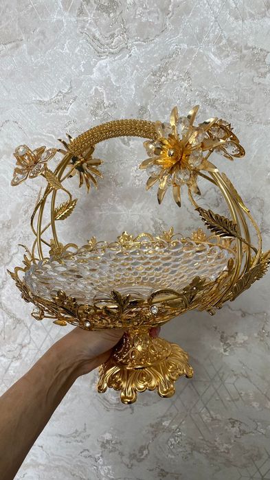 Фруктовница и этажерка менажница для сухофруктов