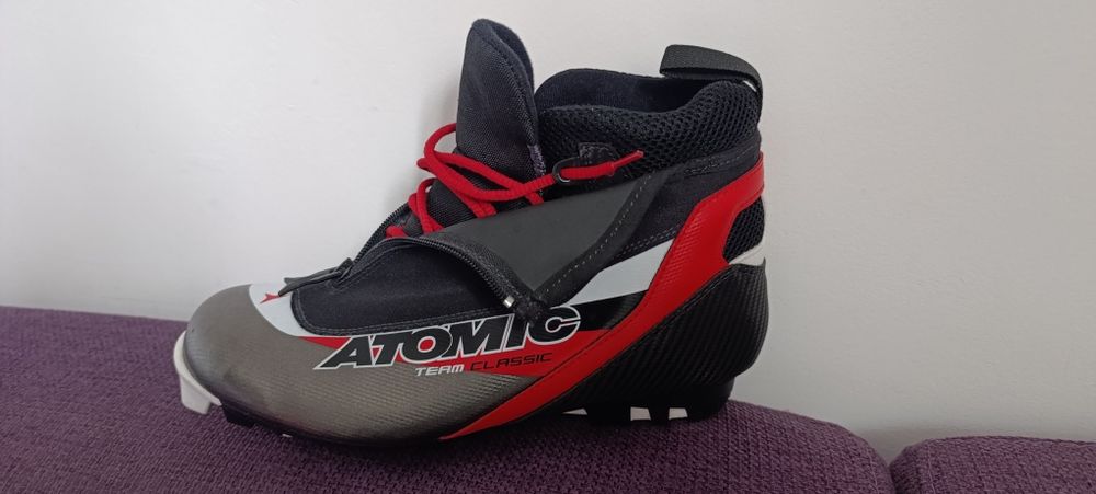 Ghete schi Atomic