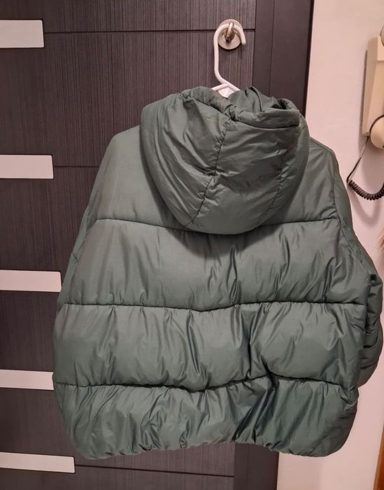 Дамско яке Mango;