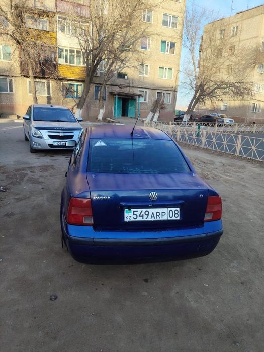 Пассат Б5 седан.
