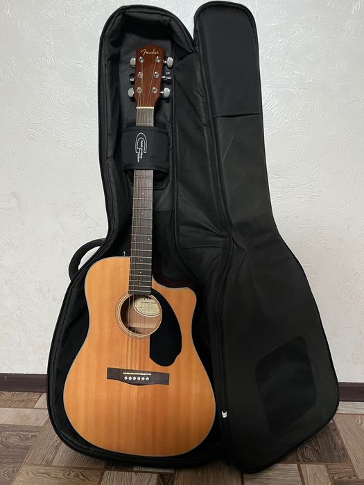 Электроакустическая гитара Fender CD-60SCE