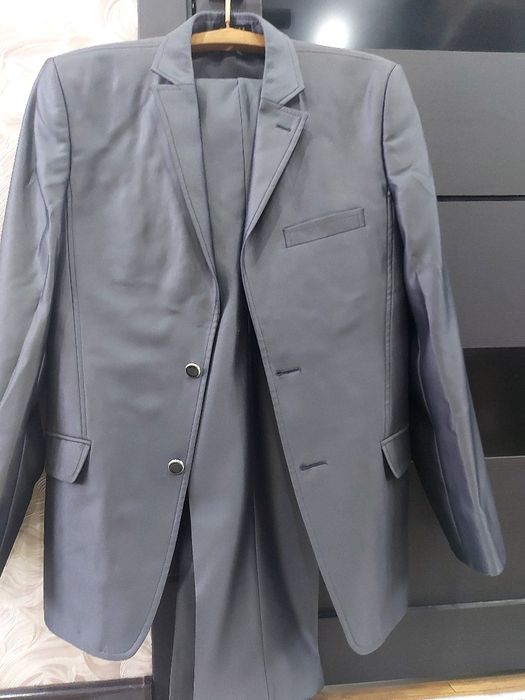 Костюм мужской 5000 тг