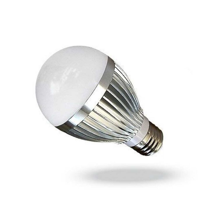 Икономична LED крушка E27 – Решение за осветление!Само за 11,90 лв.