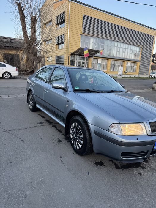 Skoda Octavia 1.6 i