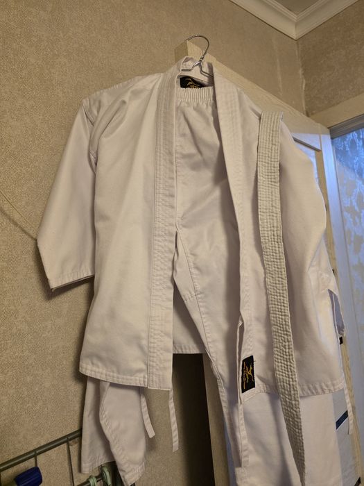 Продам кимоно с хорошей историей