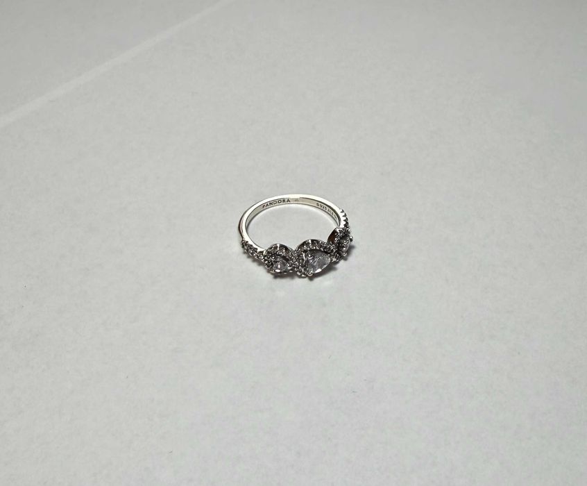 Inel Pandora original argint 925 cu zirconii – elegant, set complet