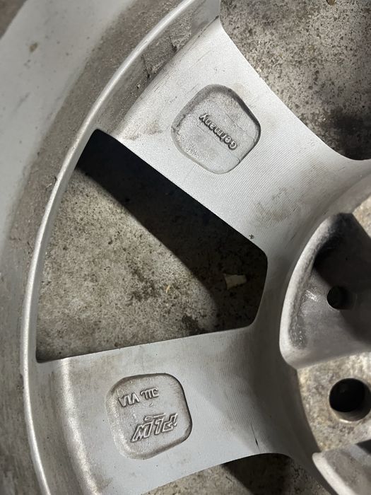 Продам комплект дисков