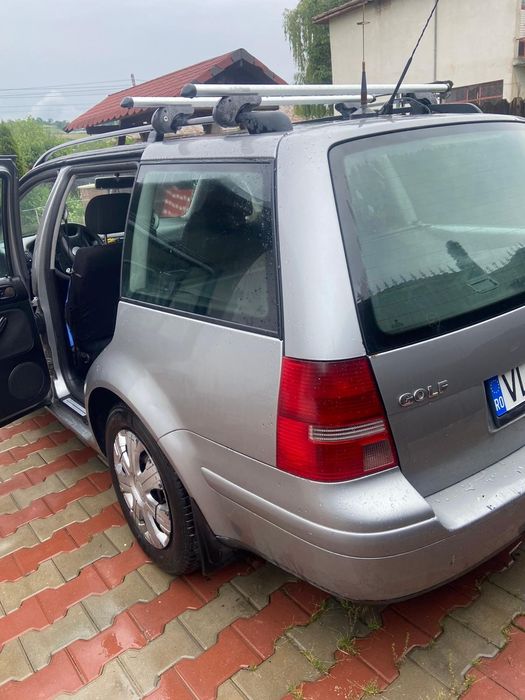 Vând golf 4 1.9dti