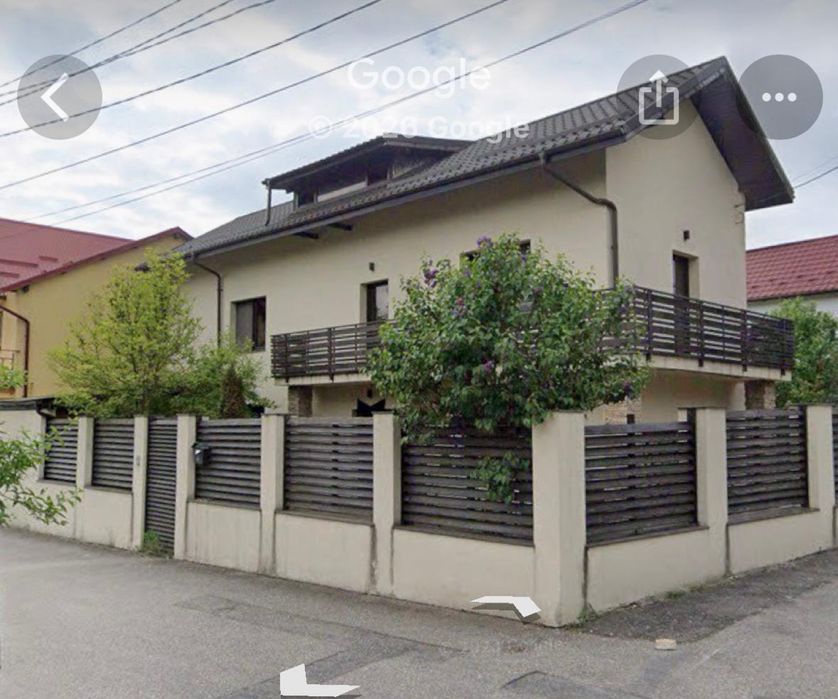 VILA DEOSEBITA DE VANZARE / Pitesti / Cartier Trivale / Langa padure /