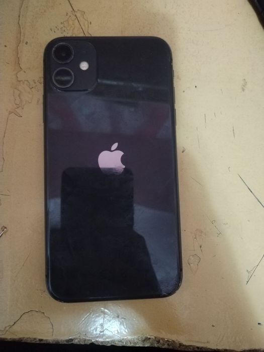 Iphone 11 telefoni