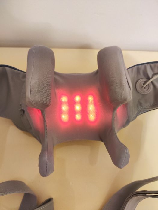 ArtWave массажер для шеи