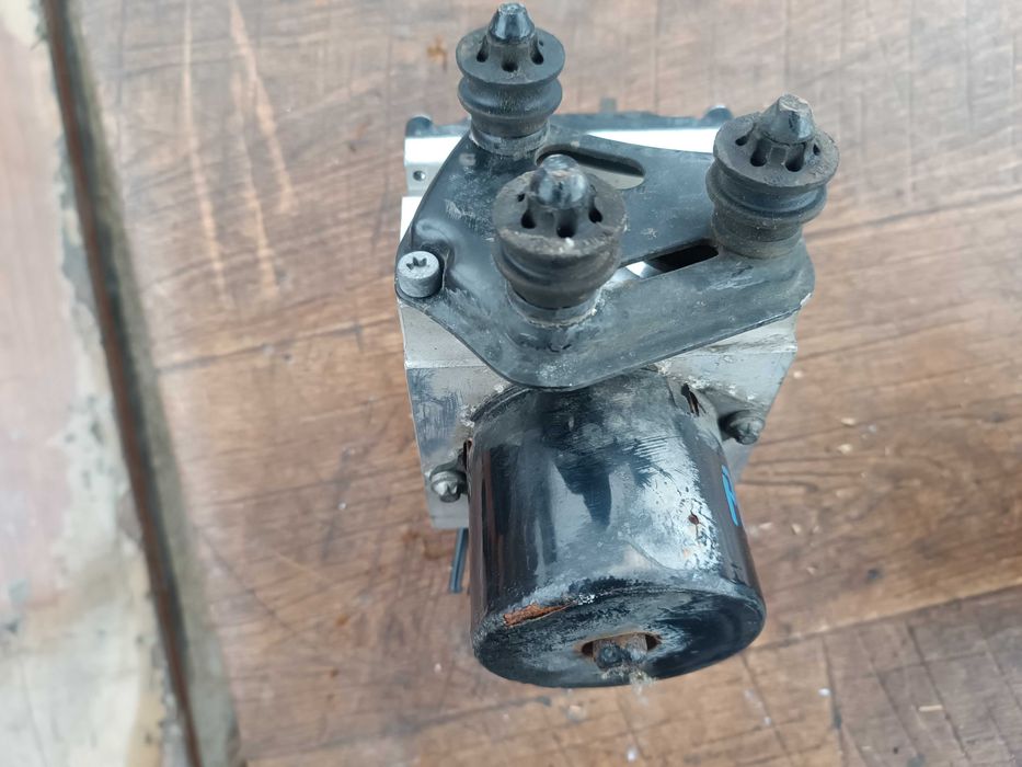 ABS модул, помпа  за Пасат Б6 / VW Passat B6 - 3C0614109AF - K