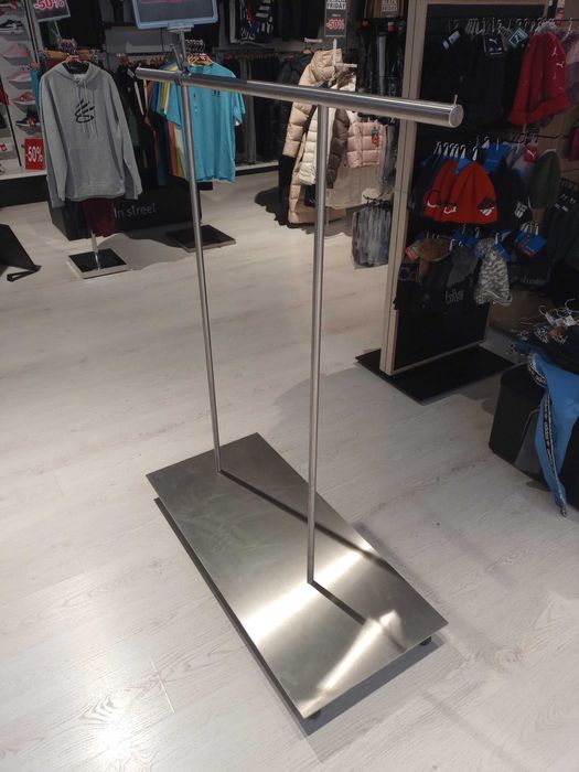 Stative inox inbracaminte