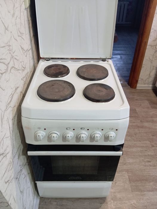 Продам плиту, в нормальном состоянии