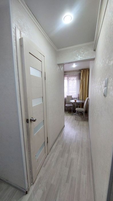 Продам 1к кв центр Спутник