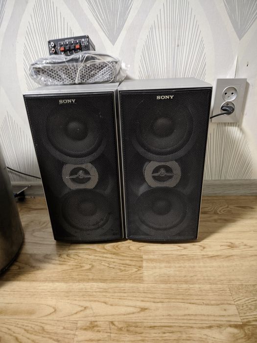 Колонки от центра