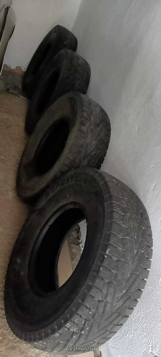 Продам шины бу 31×10.50 R 15 LT