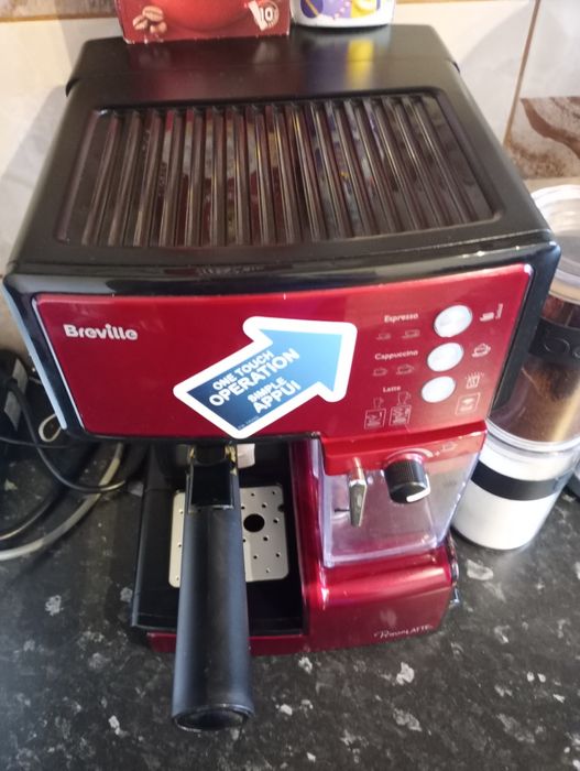 Vând expressor  cafea Brevile