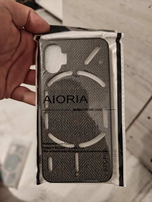 Huse nothing phone 1 noi neutilizate