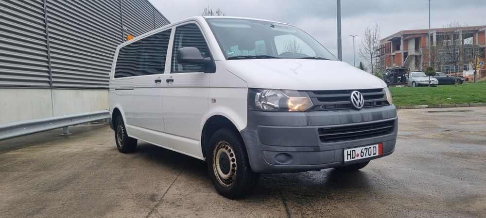 Volkswagen Transporter T5,8+1 Locuri,Clima,An 2011