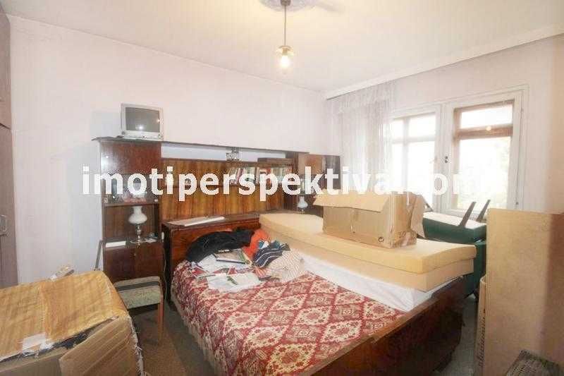 Продава се Тристаен апартамент в Пловдив, Христо Смирненски - 81 кв.м за 1321 €/кв.м - Снимка #5