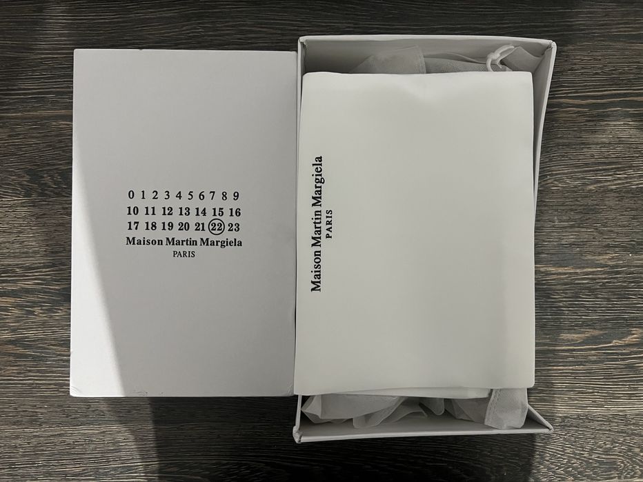 Новые кросовки унисекс 41,5 резмер