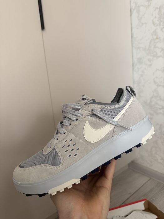 Продам кроссовки Nike (оригинал)