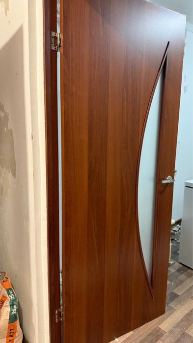 продам двери срочно