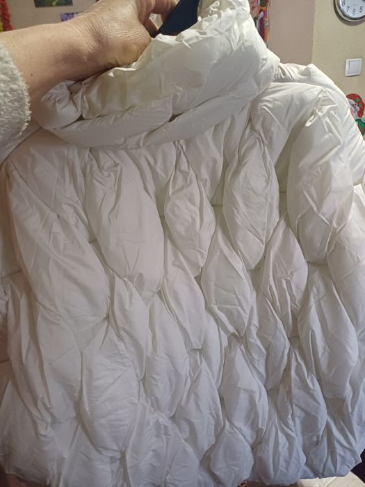 Куртка белая новая