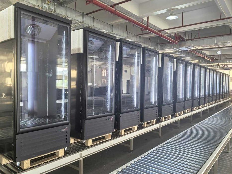 Vitrina verticala refrigerare cu 1 usa / 62 cm / NOU !