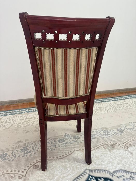 Стулья 18 штук сатылады