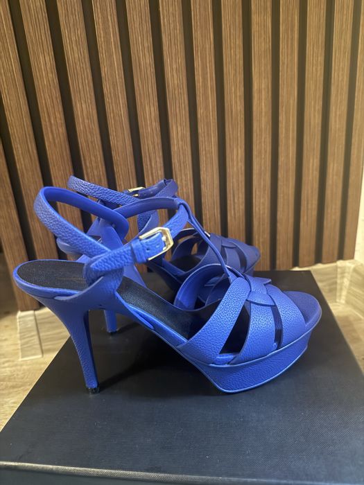 Високи обувки на ток saint Laurent