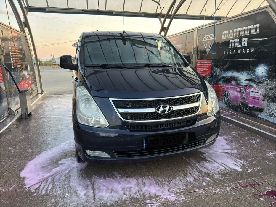 Hyundai h-1  minivan / dubita/ 8 locuri