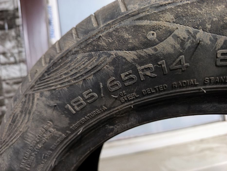 Продам пару 185 65 r 14