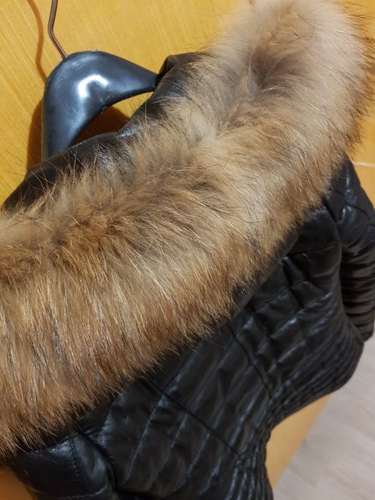 Яке от естествена кожа и яка от лисица