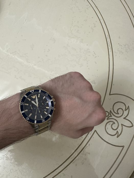 Мужские часы Emporio Armani модель AR11362 с двухцветным браслетом