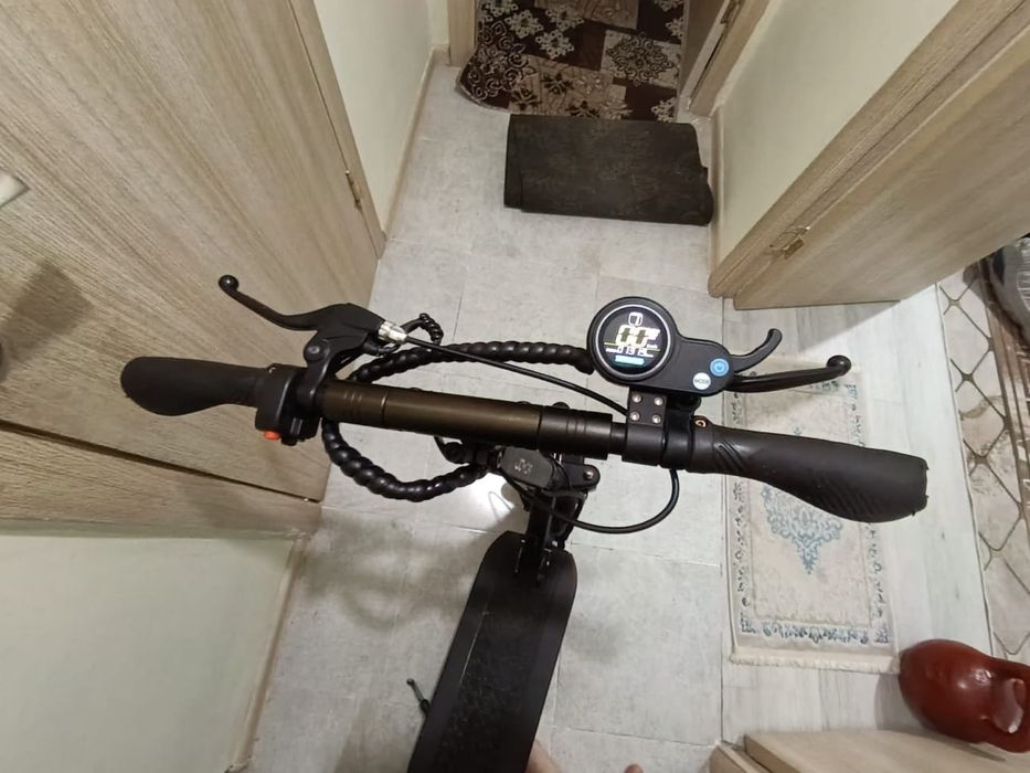 Продам электро самокат