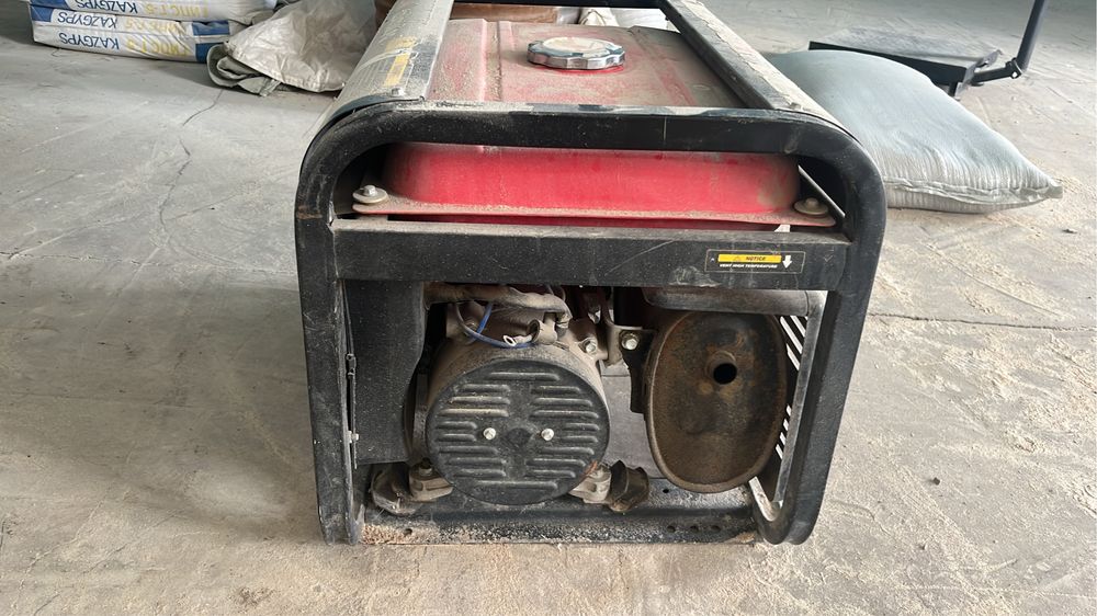 движок. ток беретін матор