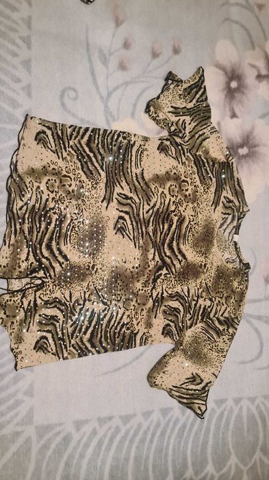 Блузки, кофточки женские