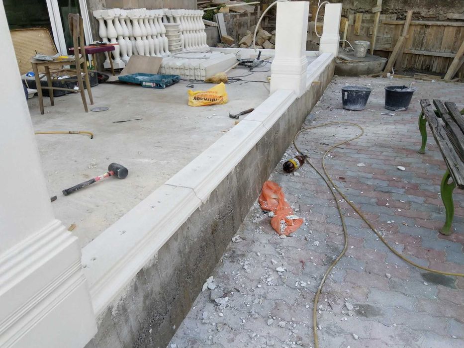 Первази (Шапки) за бордове на тераси от изкуствен камък.