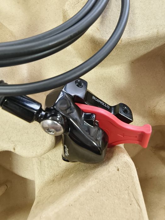 Ново SRAM Rival 22 DoubleTap BrakeLever/Shifter/Flat Mount right 11-sp