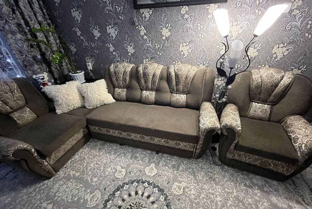 Продам уголок  .