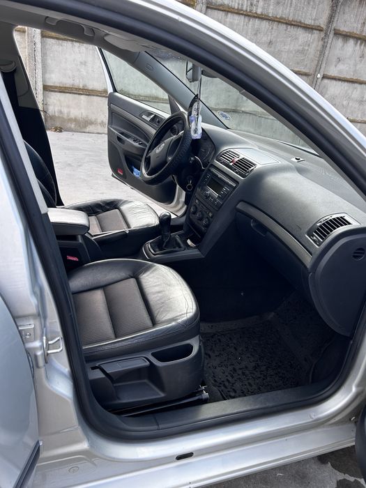 SKODA Octavia 2006 — imagine 4