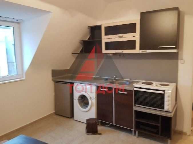 Дава се под наем Едностаен апартамент в Варна, Червен площад - 30 кв.м за 229.5 € - Снимка #2